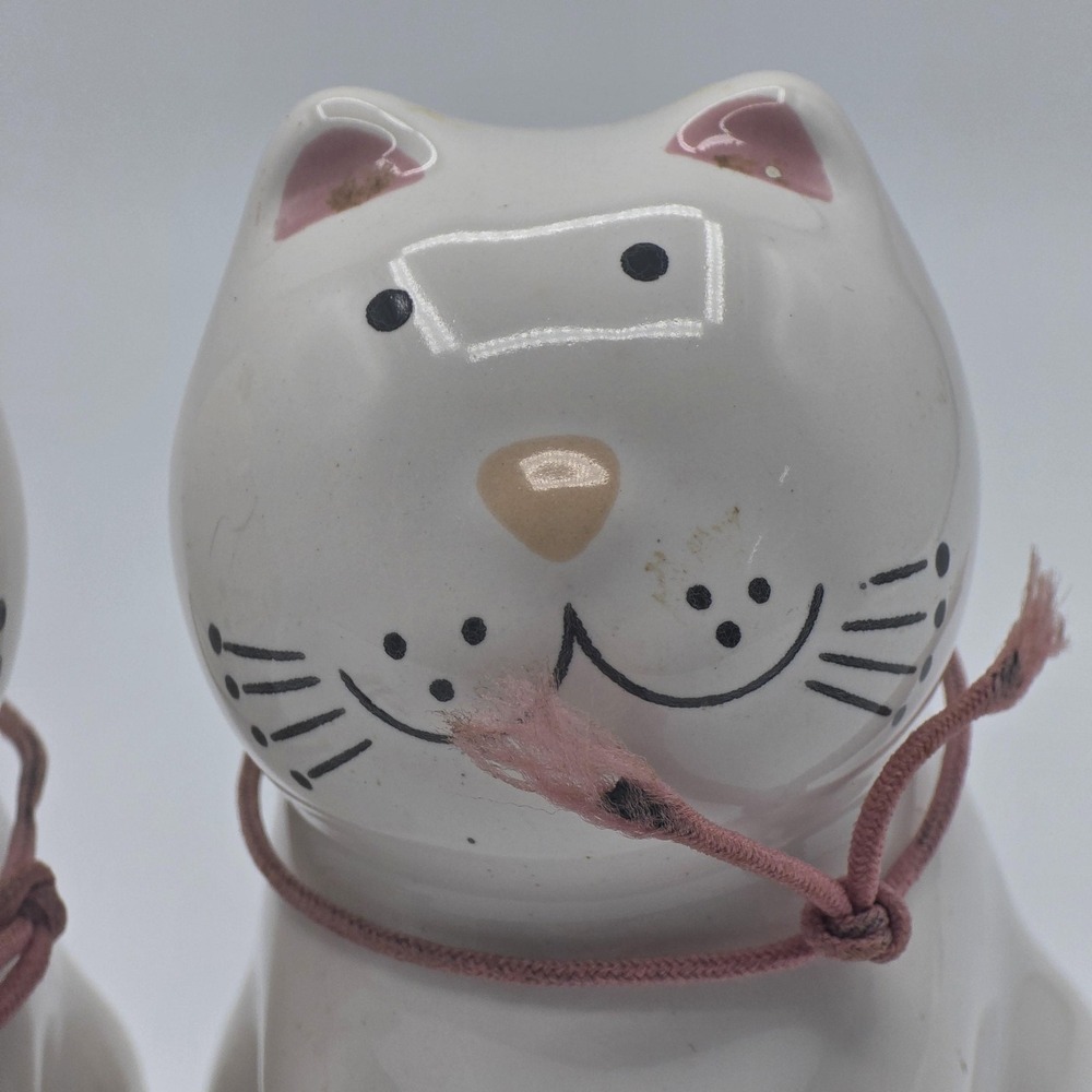 Vtg Ceramic Cat Salt and Pepper Shakers Set Pair White Pink Kitty Kitchen Decor - Picture 7 of 7